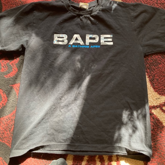 Authentic Bathing Ape T-shirt - Picture 2 of 6